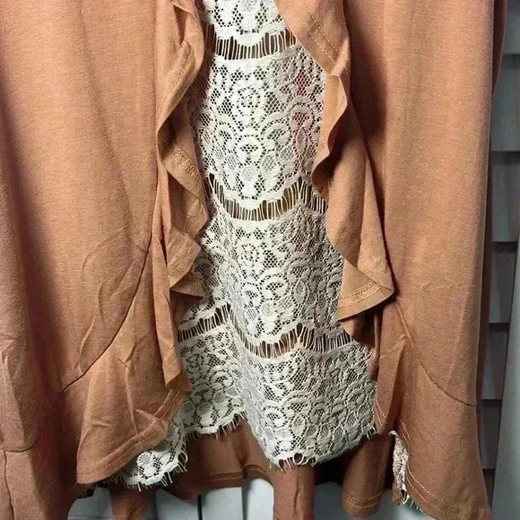 She + Sky Boho Lace Top Size Small Rust - Picture 5 of 6